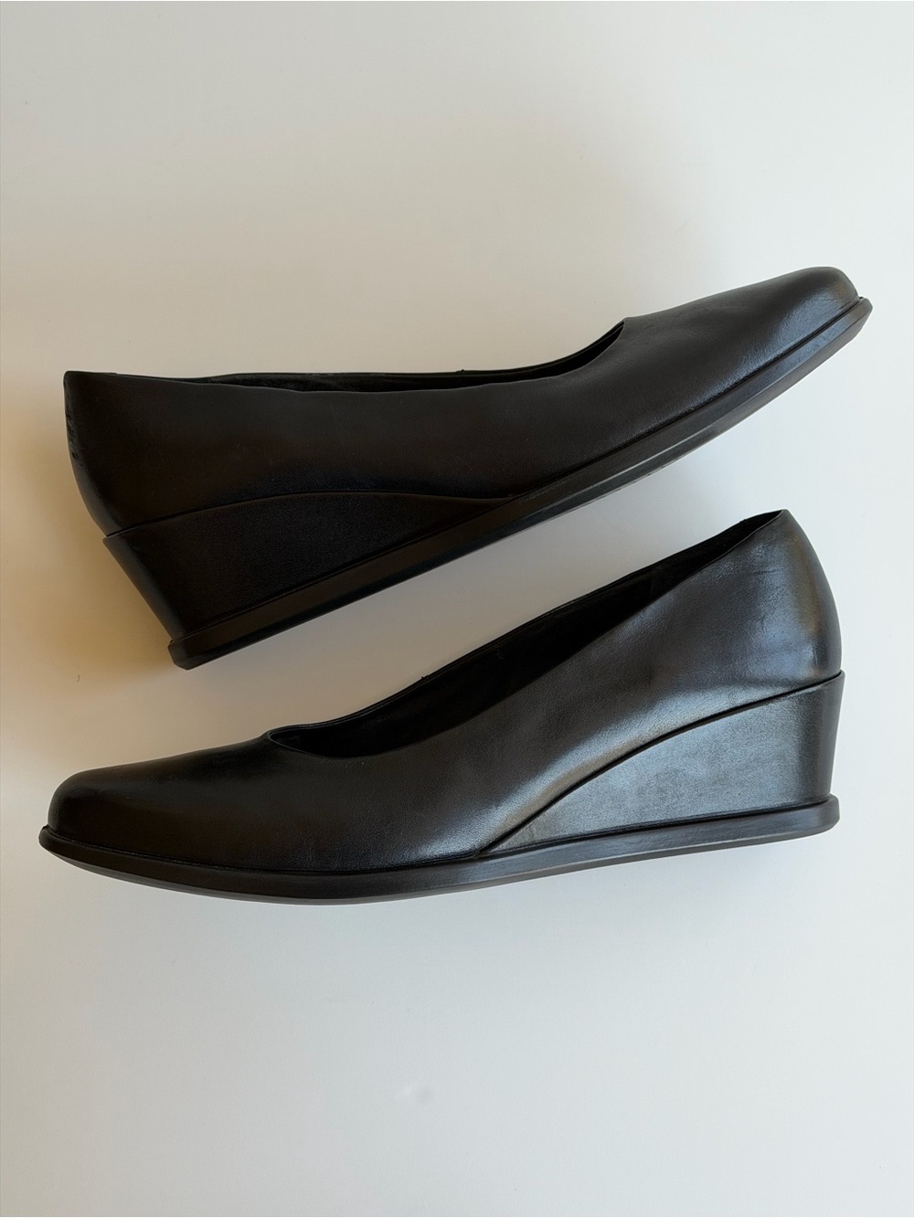Ecco Shape 45 Wedge Black Leather Pumps Size 7 - Picture 9 of 10
